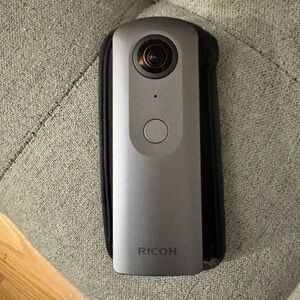 Theta 360° Camera - Gray